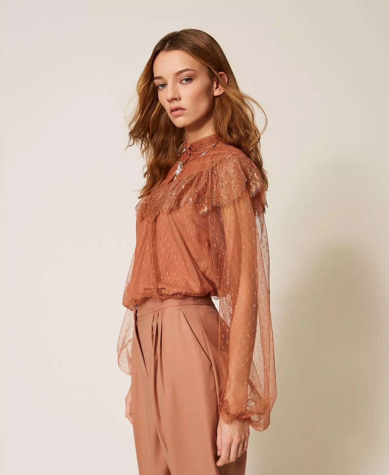 TWS-261TP2772 BLACK TULLE LACE BLOUSE