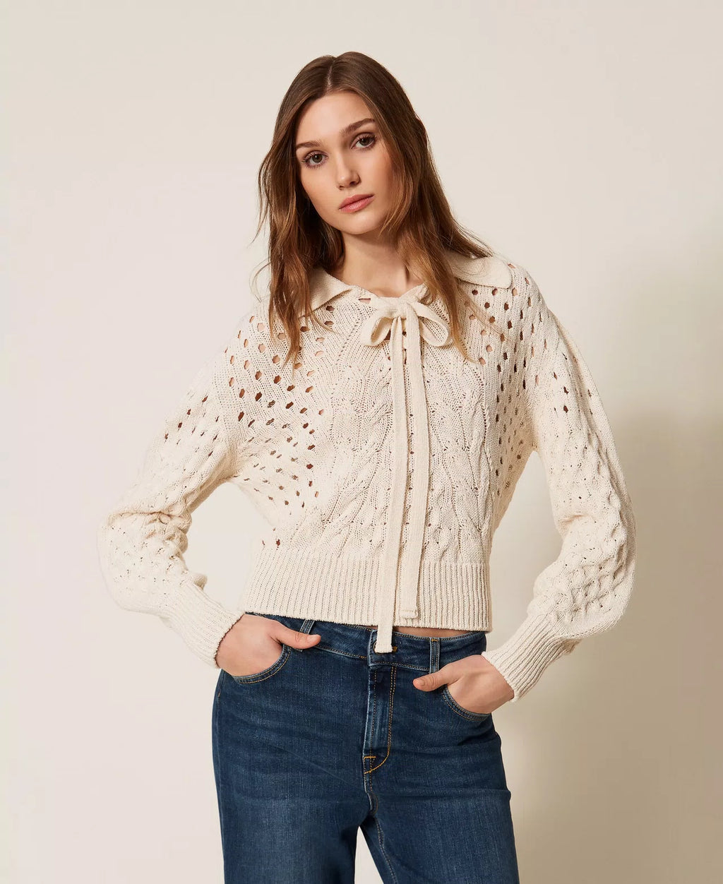 TWS-261TP3492 BEIGE CABLE KNIT BOW TOP