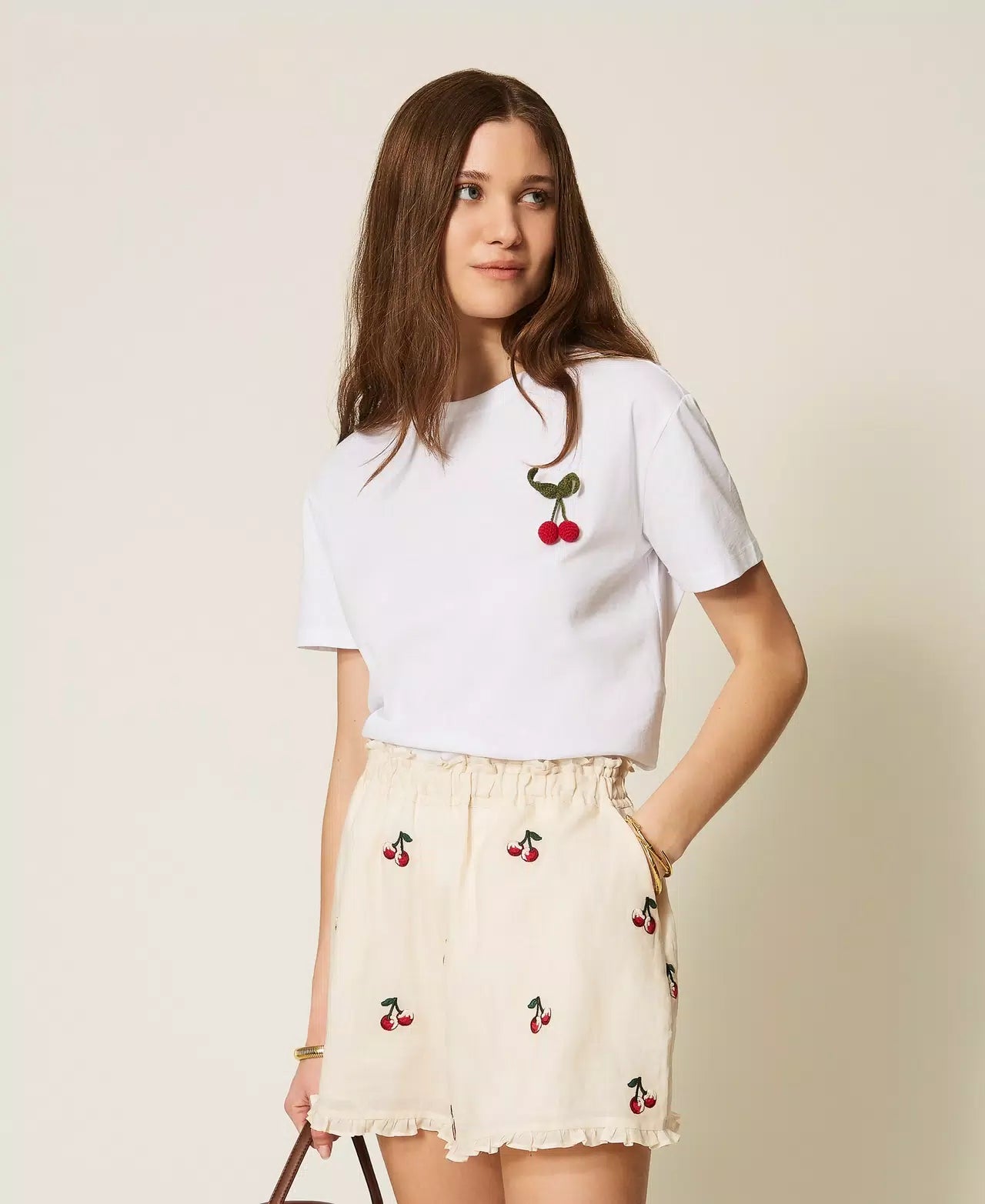 TWS-261TT2271 WHITE CAP SLEEVE T-SHIRT