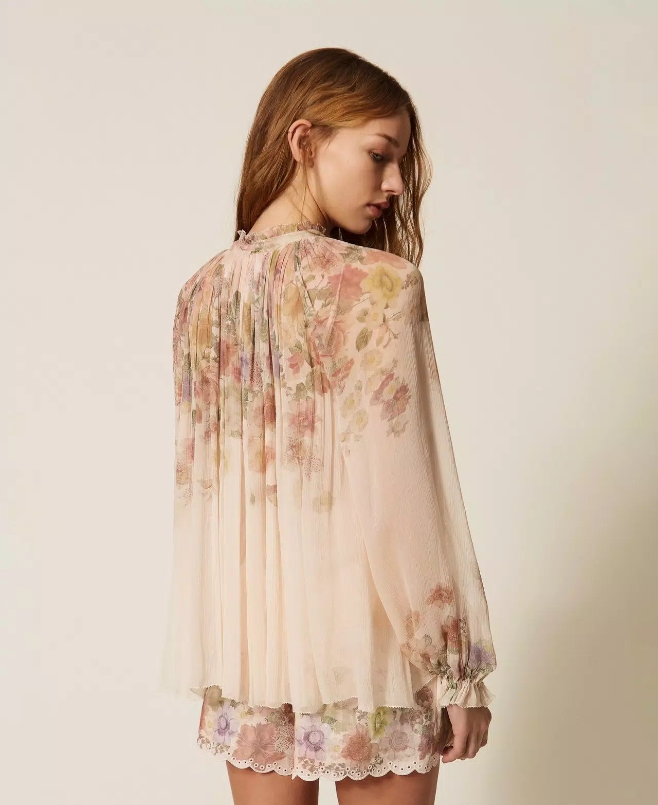 TWS-261TT2562 FLORAL CREPON BLOUSE