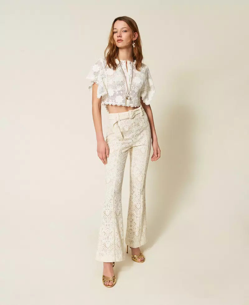 TWS-261TT3161 IVORY CROCHET BLOUSE