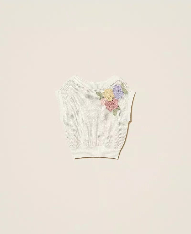 TWS-261TT3310 IVORY FLOWER KNIT TOP – Coats and co.