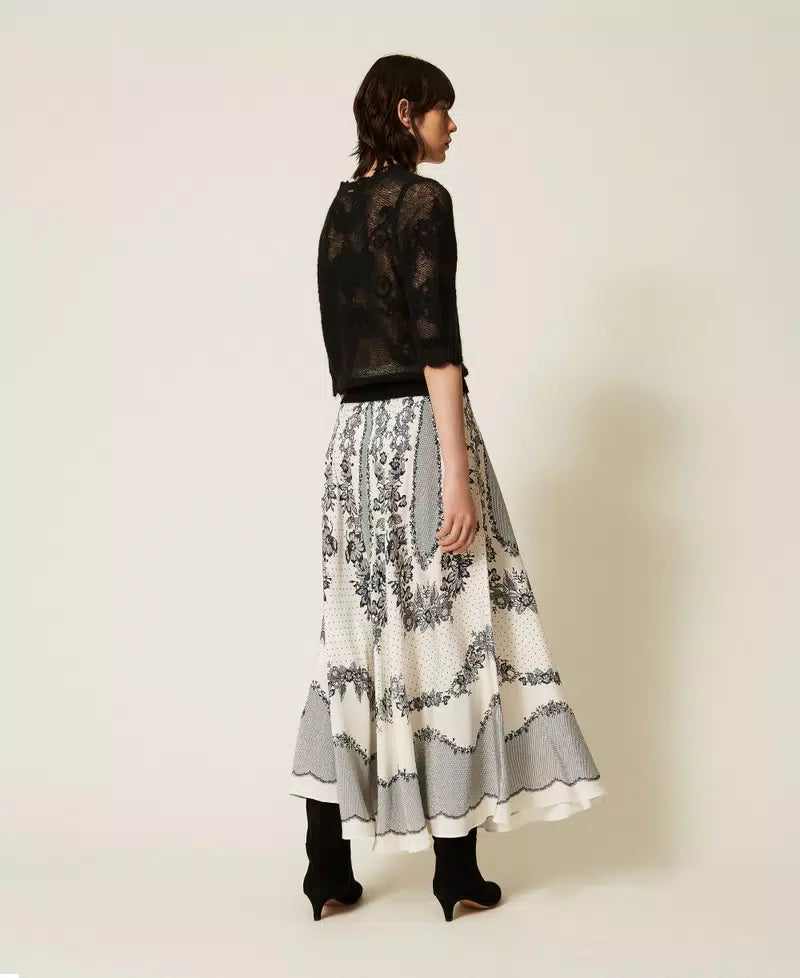 TWS-262TP267E IVORY&BLACK FLORAL SKIRT
