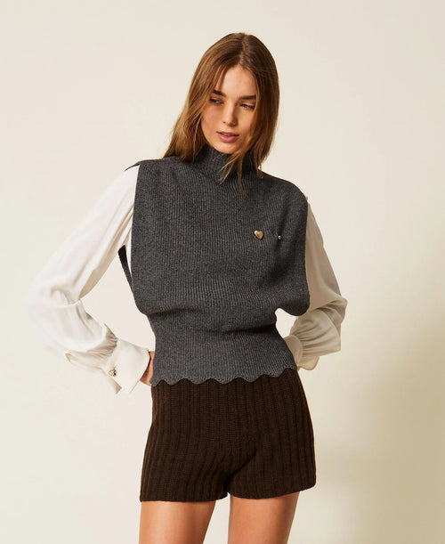 TWS-262TP3050 GREY POLO NECK VEST