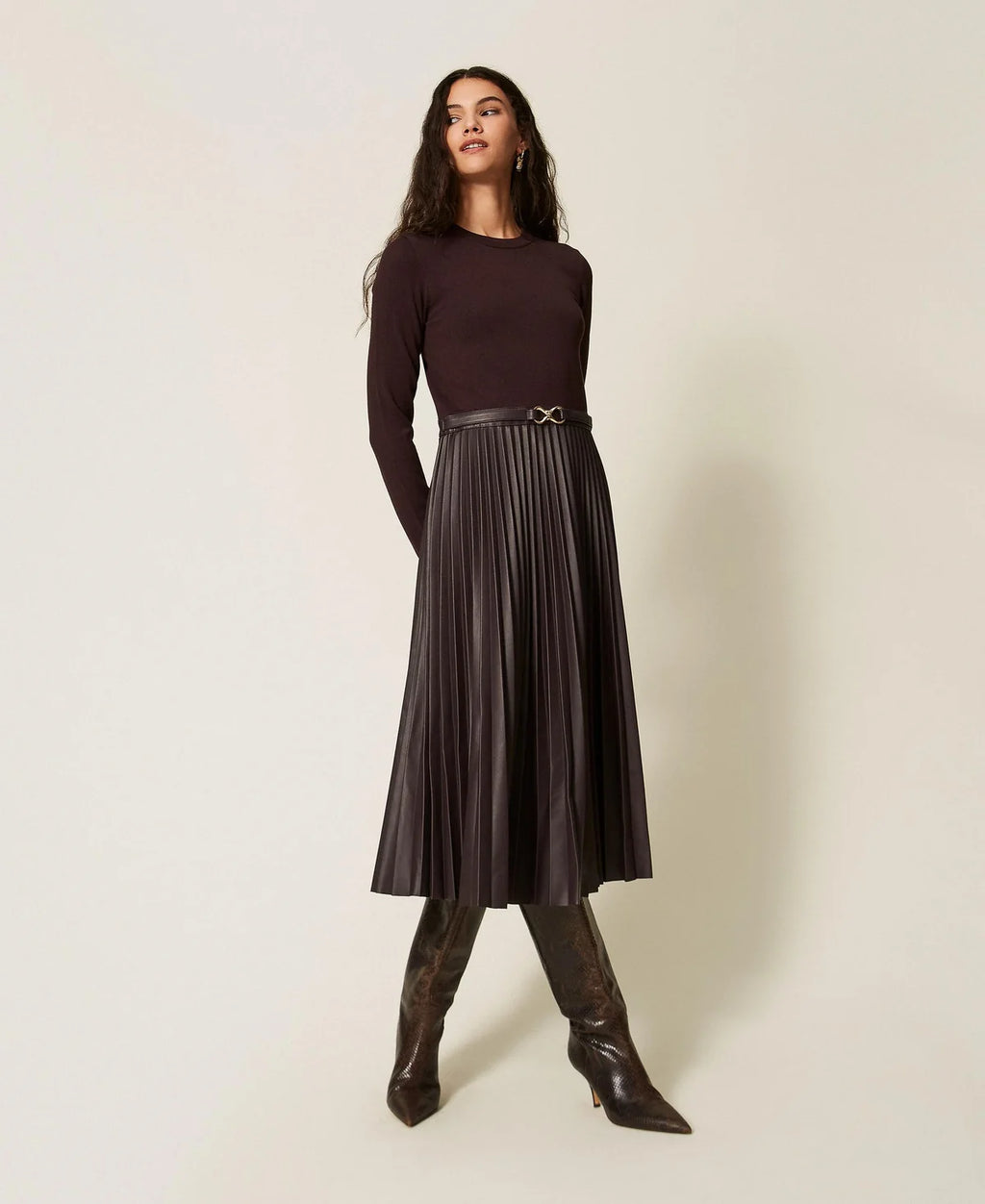 TWS-262TT3430 CHOCOLATE KNIT&LEATHER DRESS