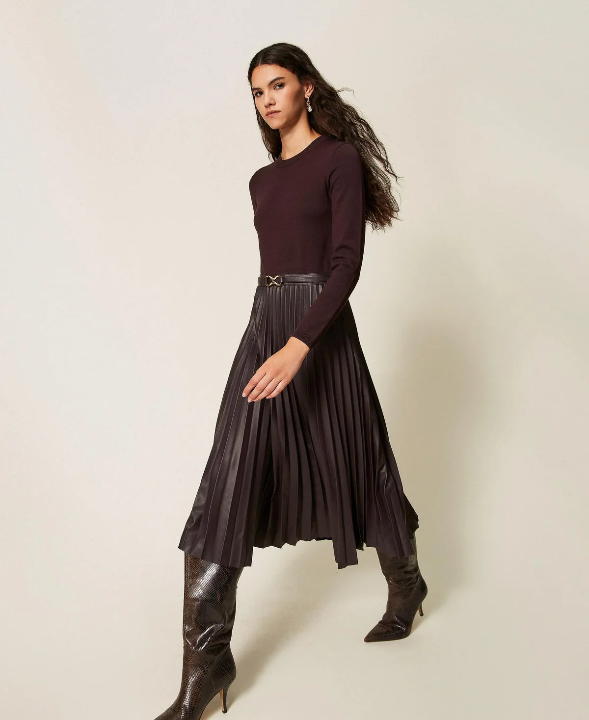 TWS-262TT3430 CHOCOLATE KNIT&LEATHER DRESS