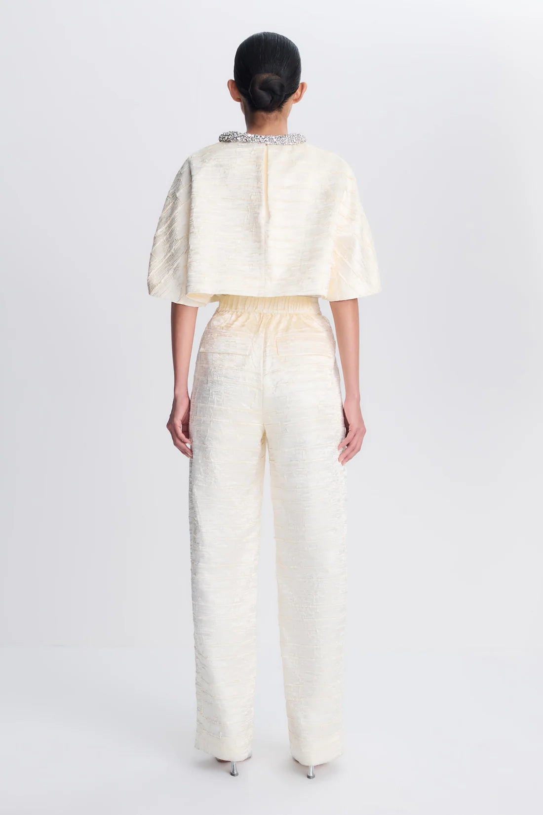 SMK-526-6035 ELVESSA IVORY CROPPED JACKET