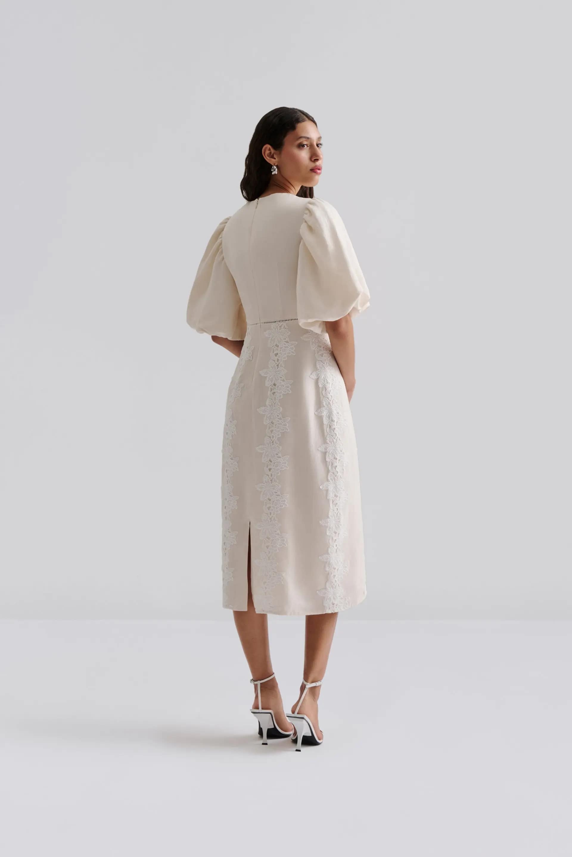 BYM-12247680 RUDY EMBROIDERED LINEN DRESS