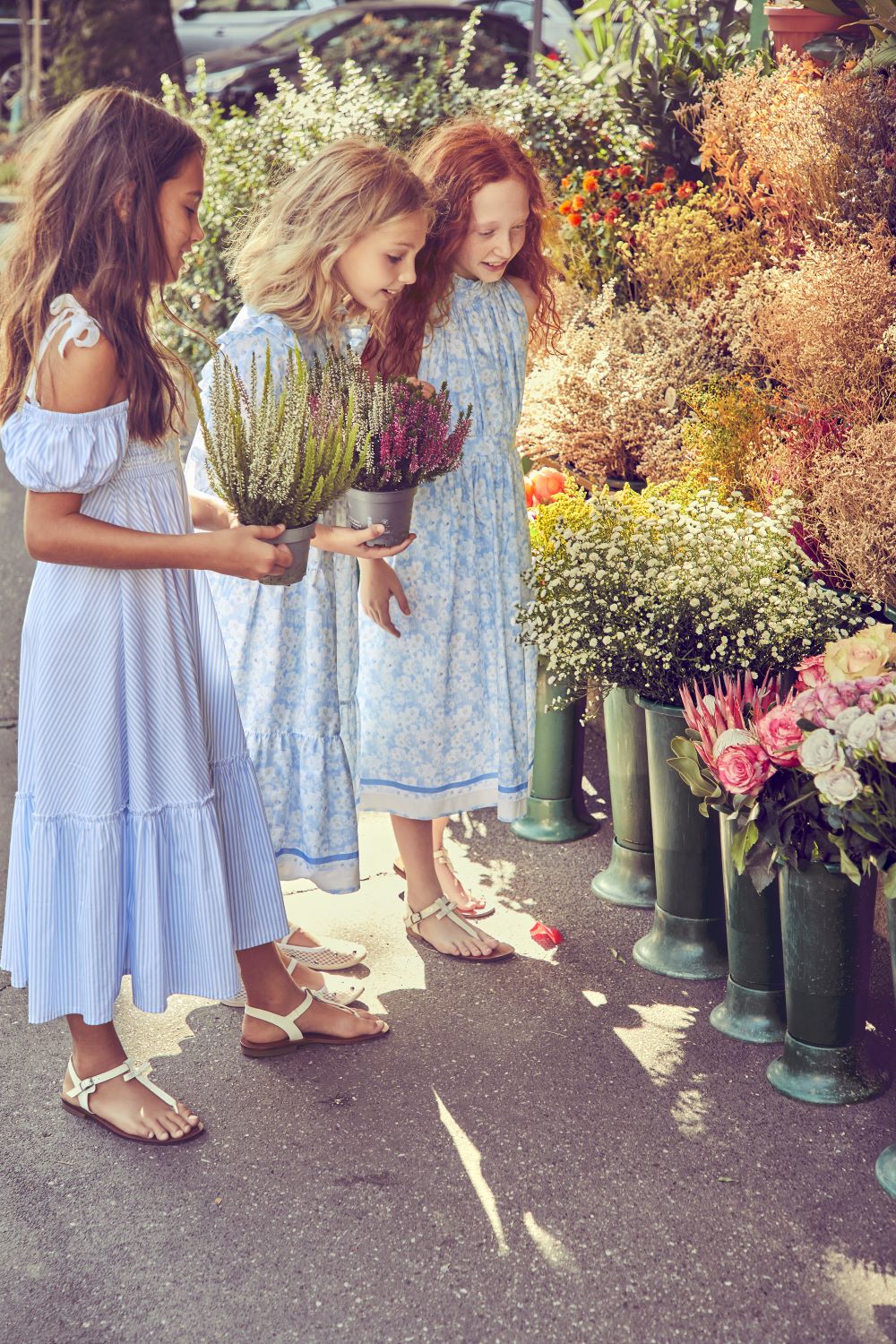 PHK-I1E911NP BLUE FLORAL TULLE DRESS