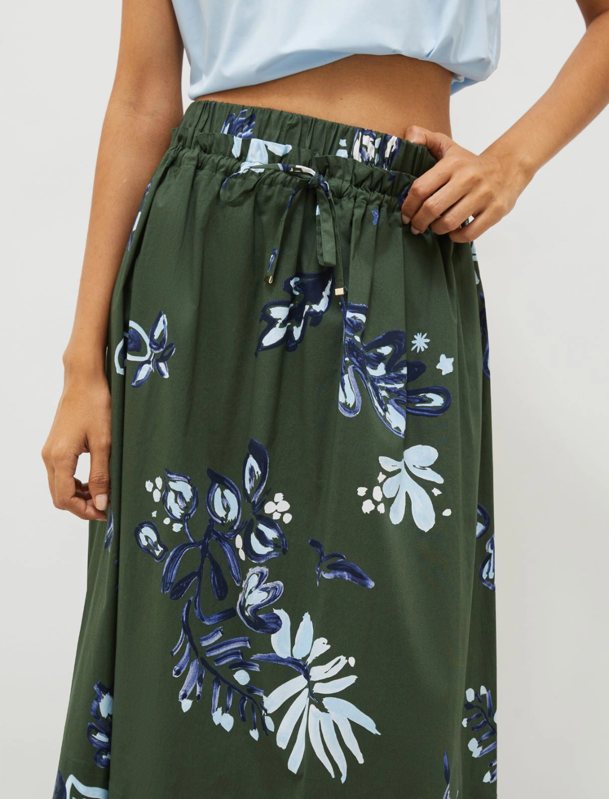 MRL-251310107 ZAMBIA DARK GREEN FLORAL SKIRT