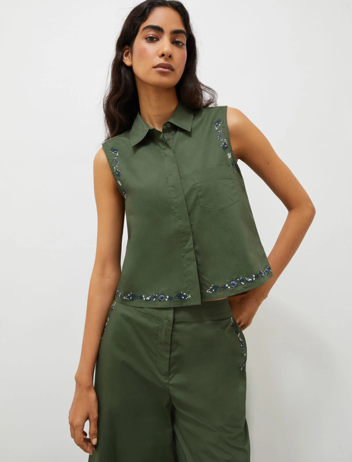 MRL-251316110 SAVOIA DARK GREEN SLEEVELESS BLOUSE