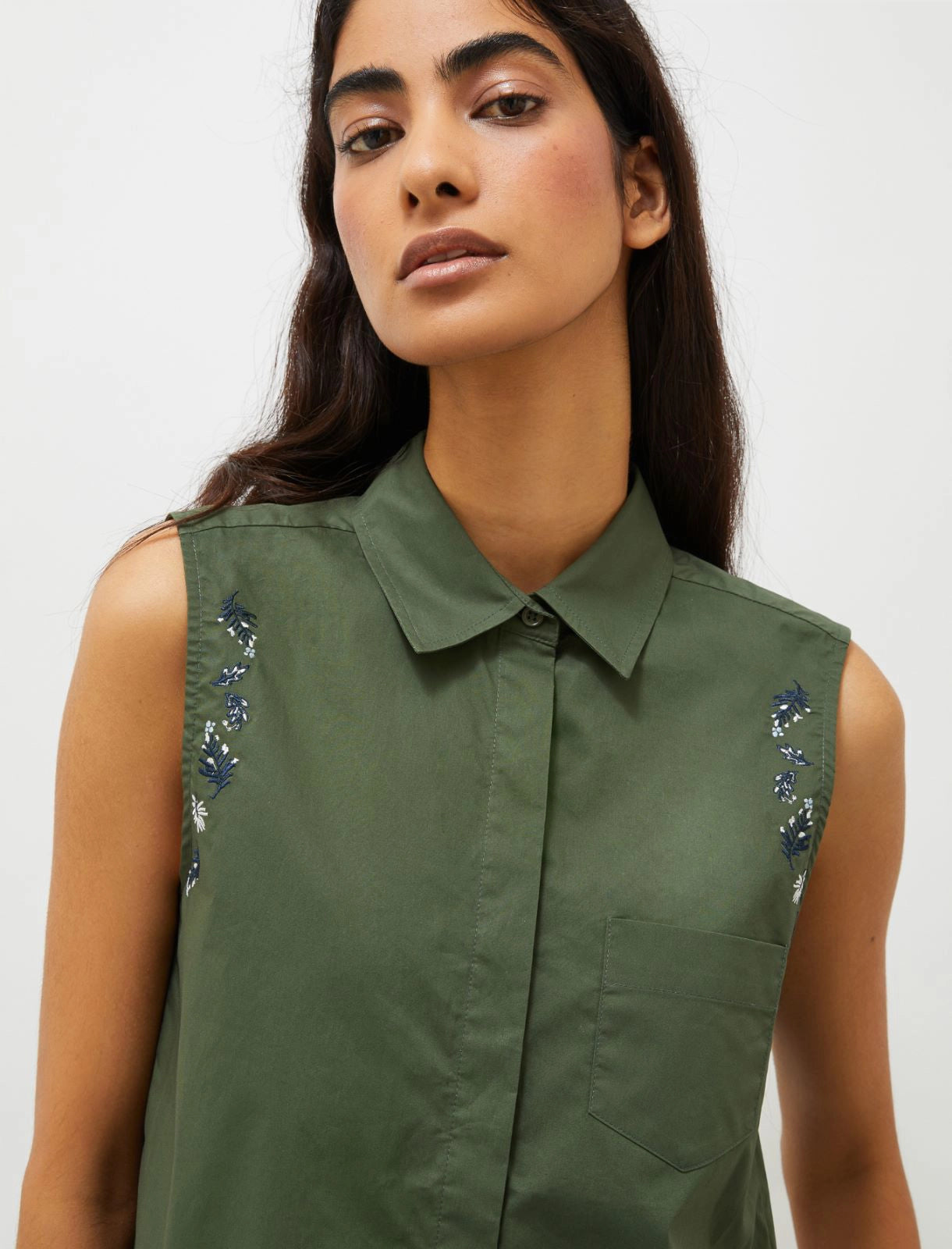MRL-251316110 SAVOIA DARK GREEN SLEEVELESS BLOUSE