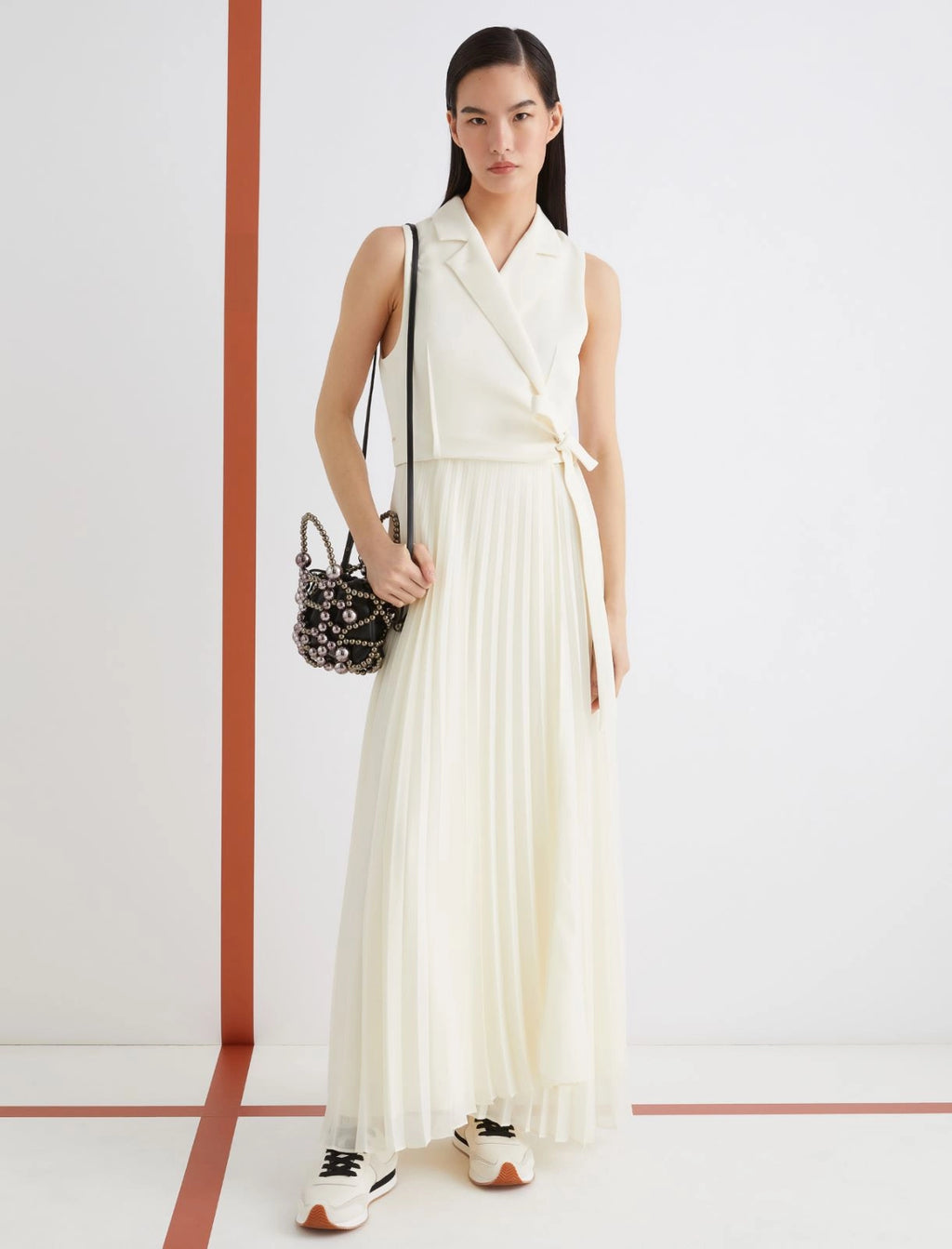 MRL-25232201 STATUA BLACK WRAP PLEATED DRESS