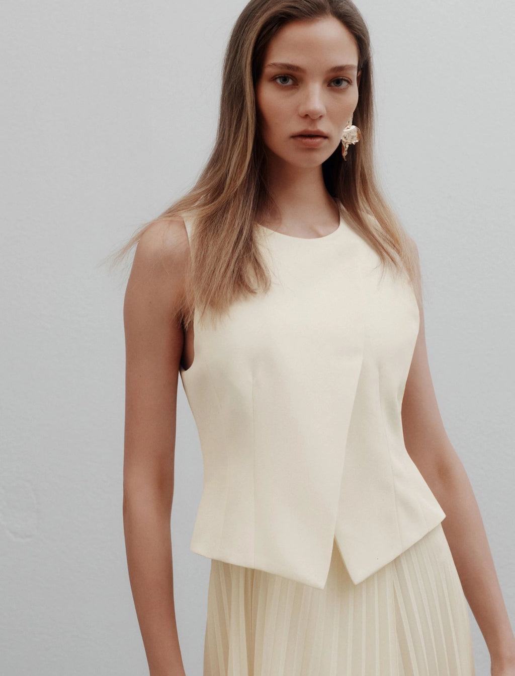 MRL-22322043 MLTPRIMO IVORY PLEATED SUIT DRESS