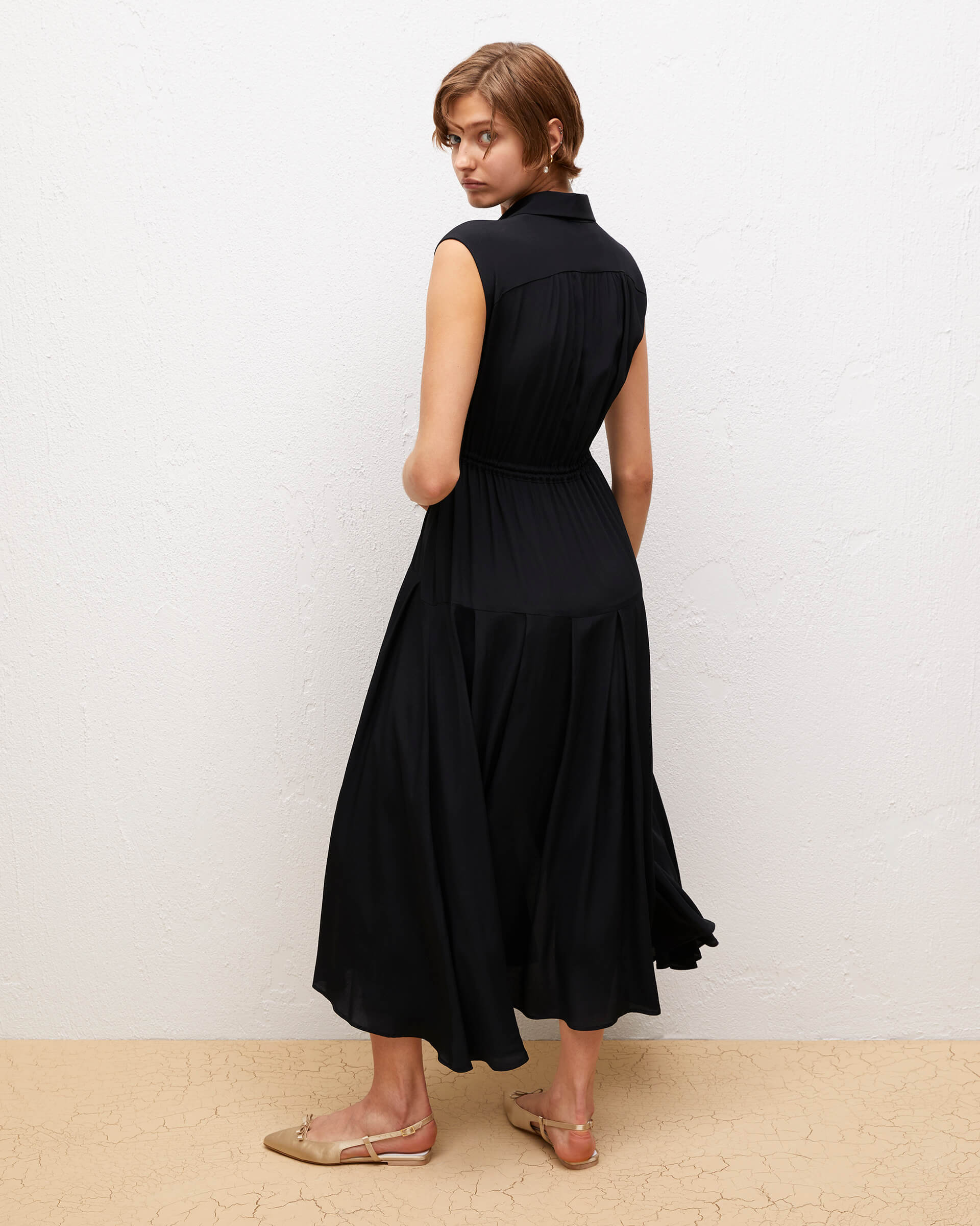 BEA-24FE6162TORRE BLK SLVLESS DRESS