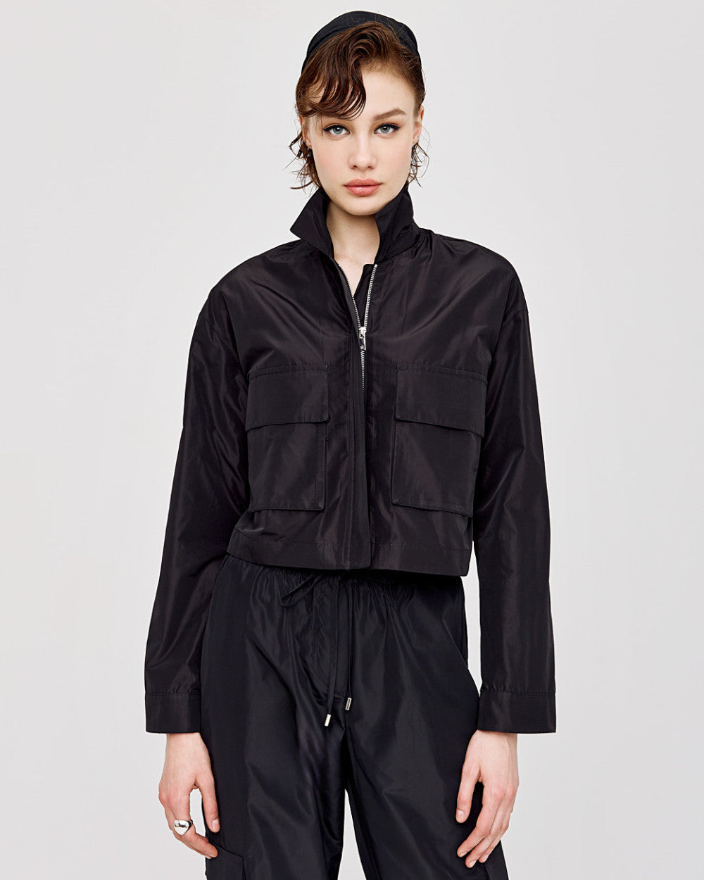 ACC-43-1018-529 CROPPED BLK JACKET