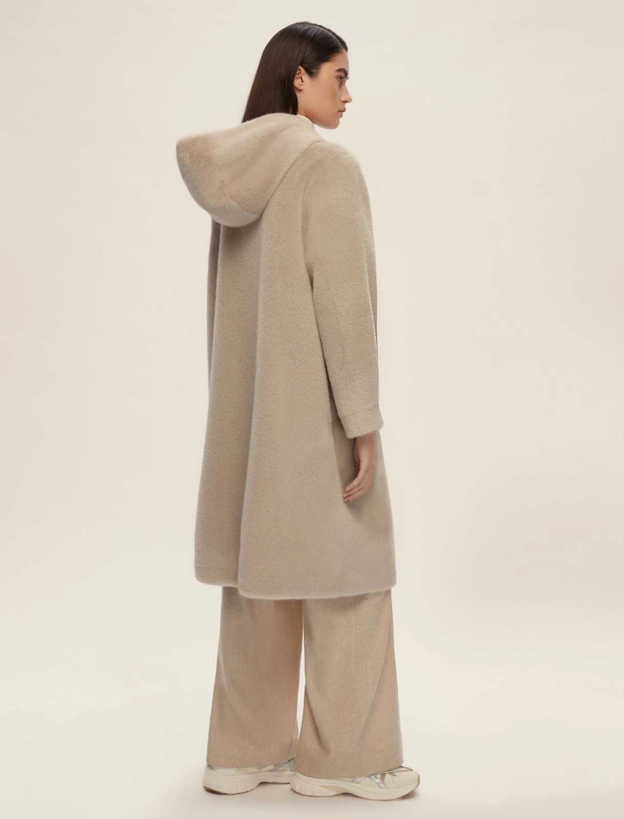 EBM-252545603 CALOTTA BLACK FUR COAT