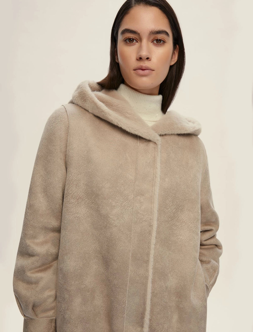 EBM-252545603 CALOTTA BLACK FUR COAT