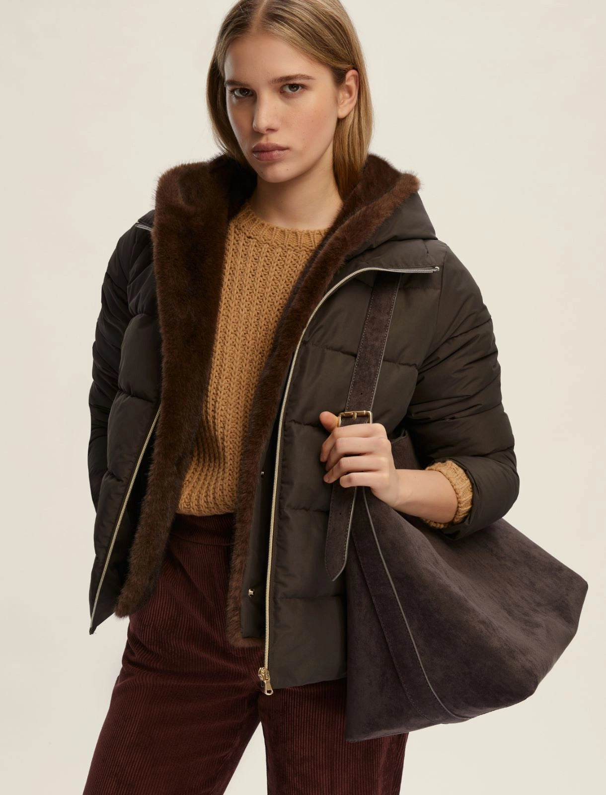 EBM-2525480 RETORE BLACK PUFFER&FUR JACKET