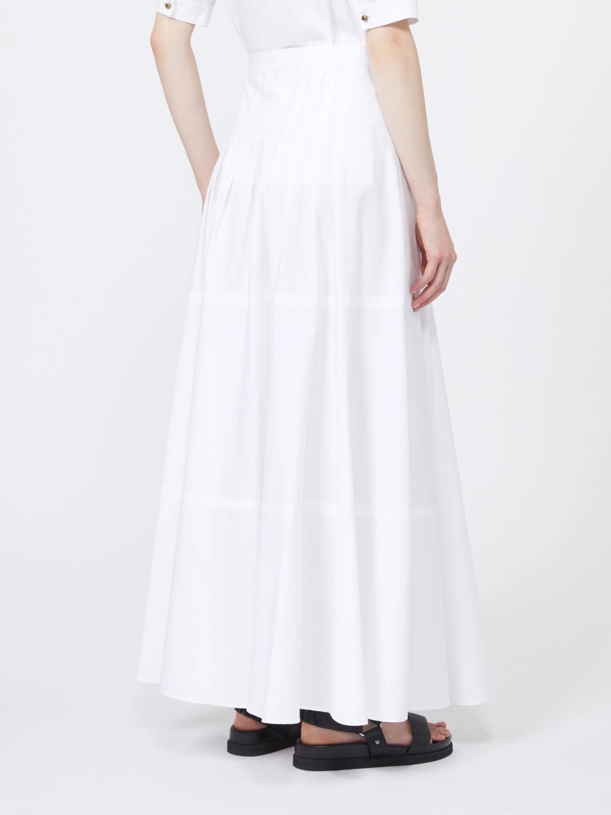 MAX-261610105 MSTOPERA WHITE SKIRT