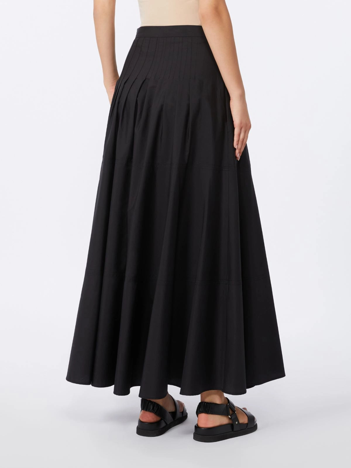 MAX-261610105 MSTOPERA BLACK SKIRT