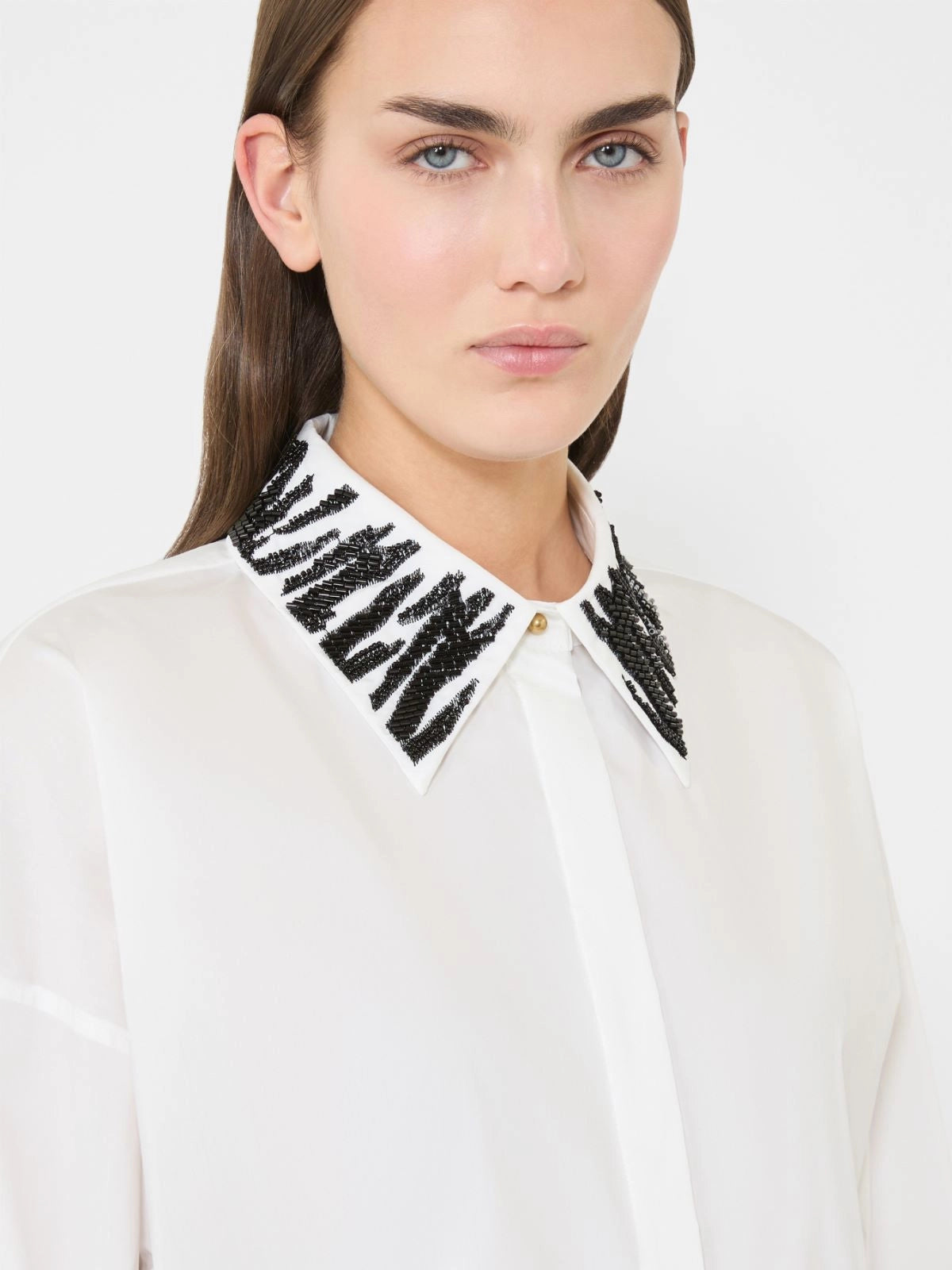 MAX-2111102 MSTGENE WHITE DETAIL BLOUSE