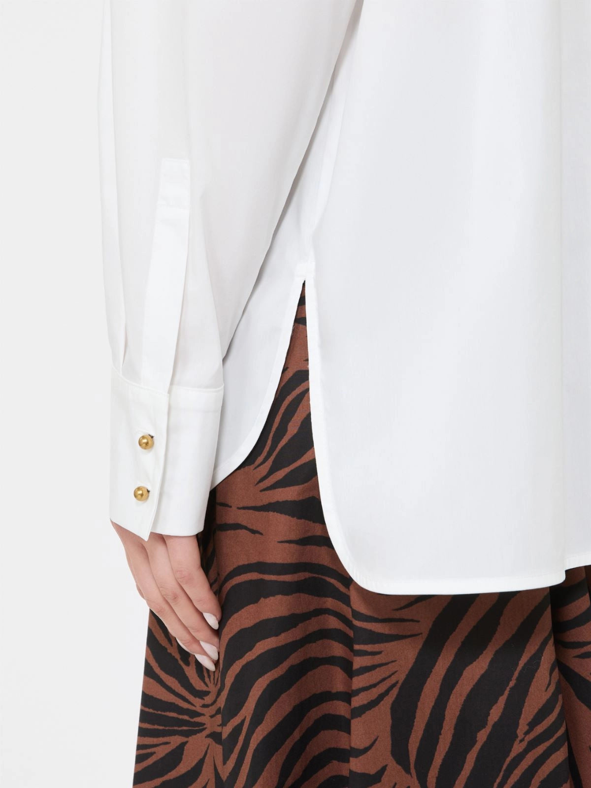 MAX-2111102 MSTGENE WHITE DETAIL BLOUSE