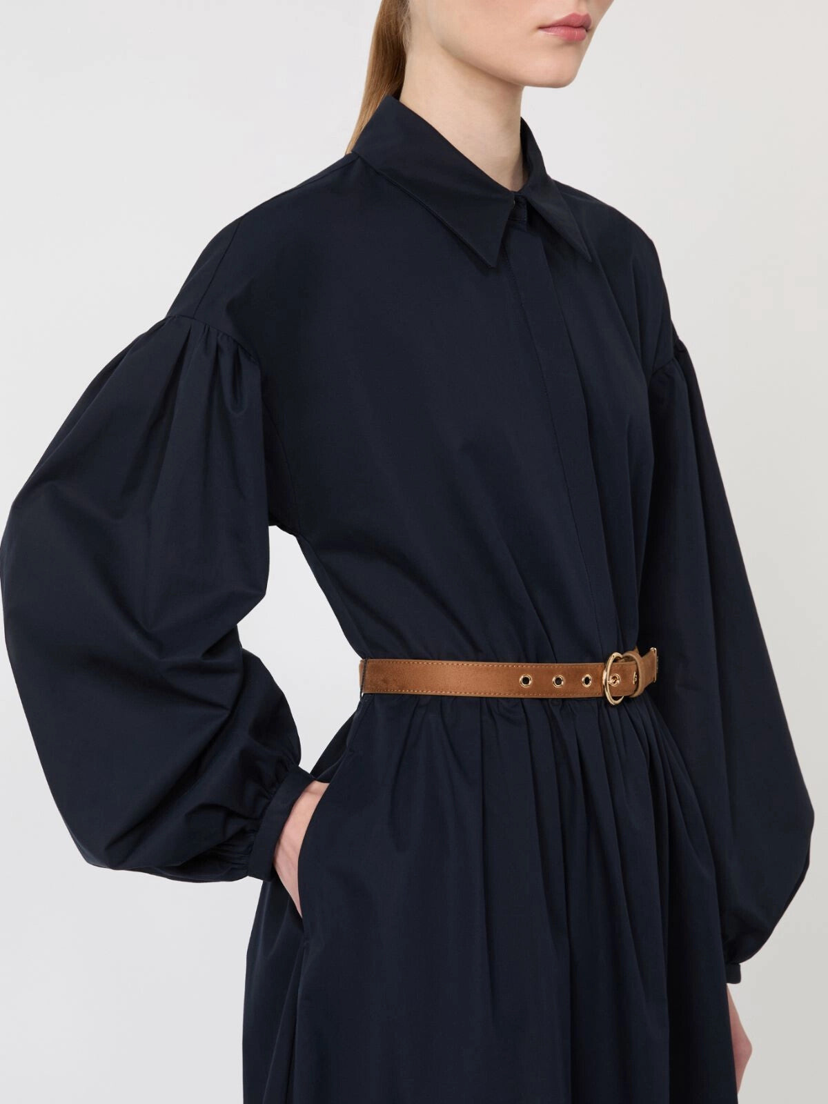 MAX-21221021 MSTMARMO NAVY&BROWN BELT DRESS