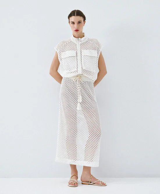 ACC-63-1051-091 OFF WHITE MESH SLEEVELESS JACKET