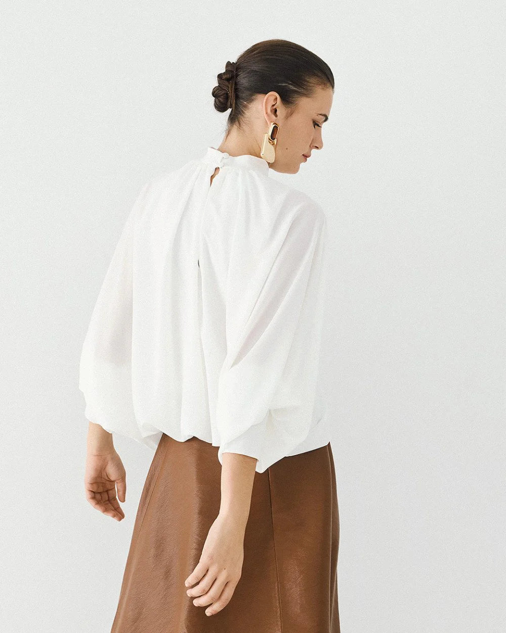 ACC-64-2042-205 OFF WHITE GATHERED BLOUE