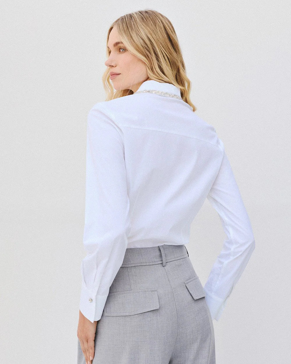 ACC-64-7016-177 WHITE BEADED COLLAR BLOUSE