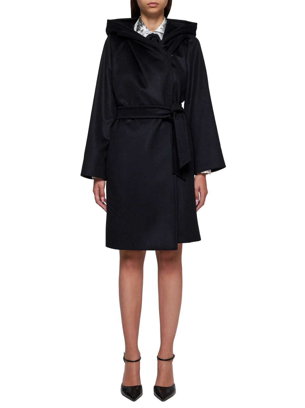 MAX-2426016111 NEWMANG BLACK JACKET