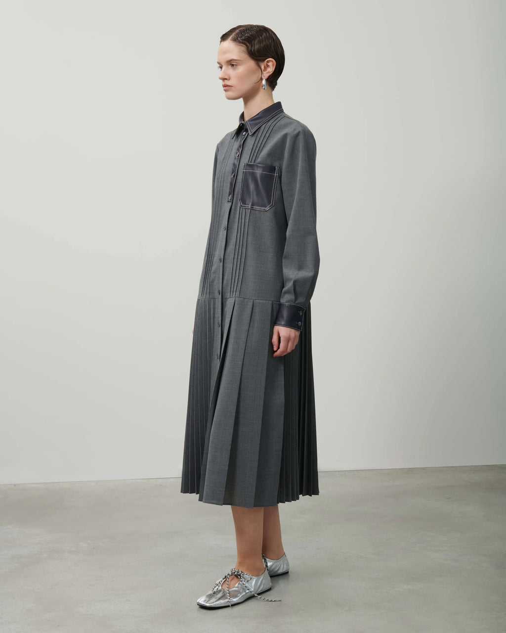 BEA-25FA6593RO99 GREY PLEATED SHIRT DRESS