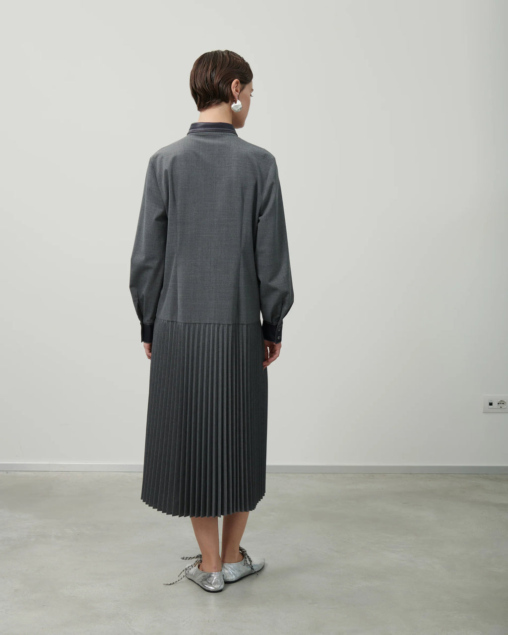 BEA-25FA6593RO99 GREY PLEATED SHIRT DRESS