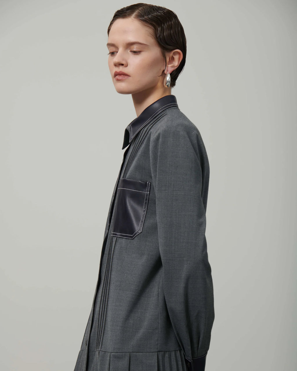 BEA-25FA6593RO99 GREY PLEATED SHIRT DRESS