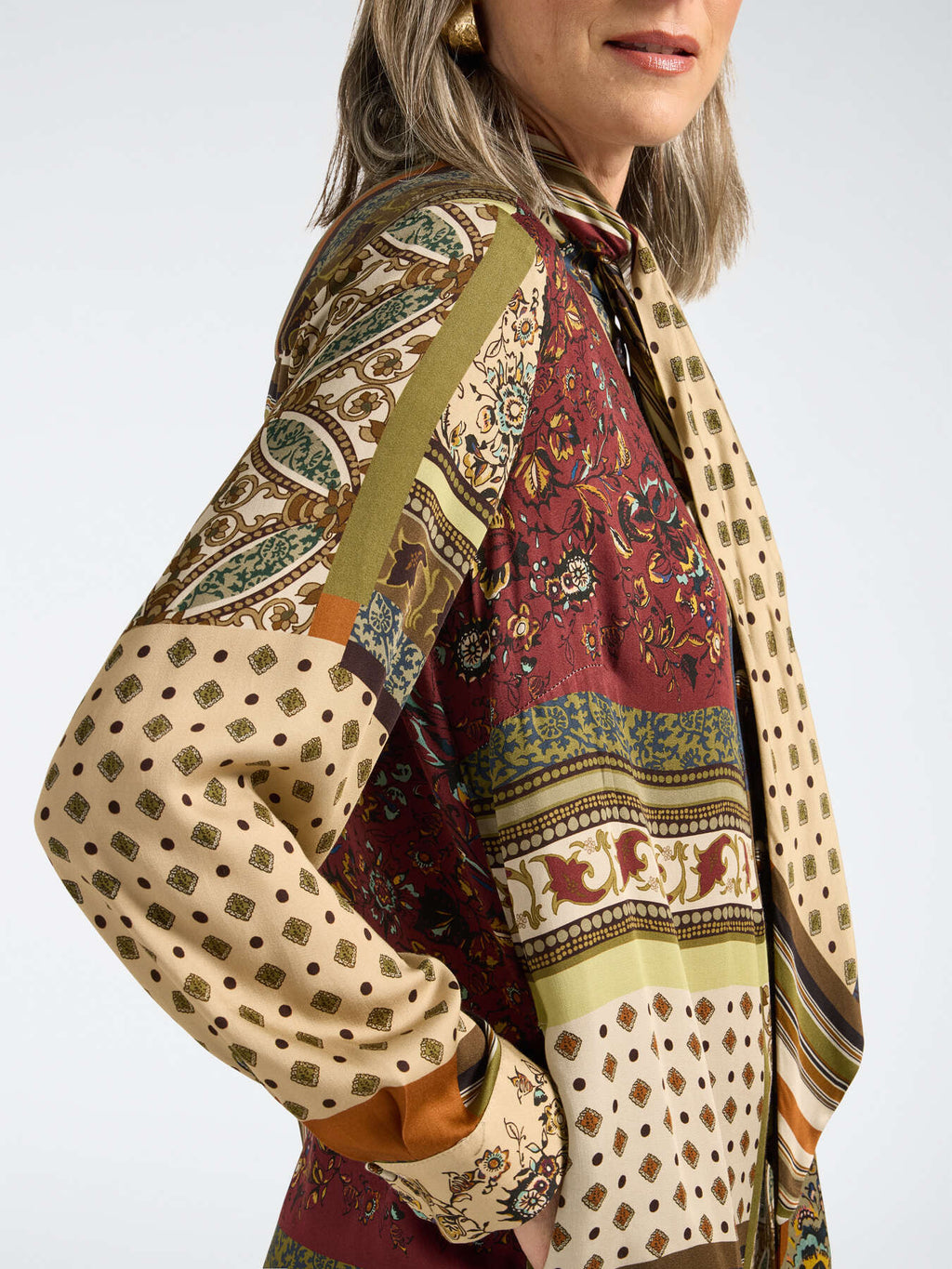 ELM-7033P1003 NATURAL&OLIVE FOULARD PRINT DRESS