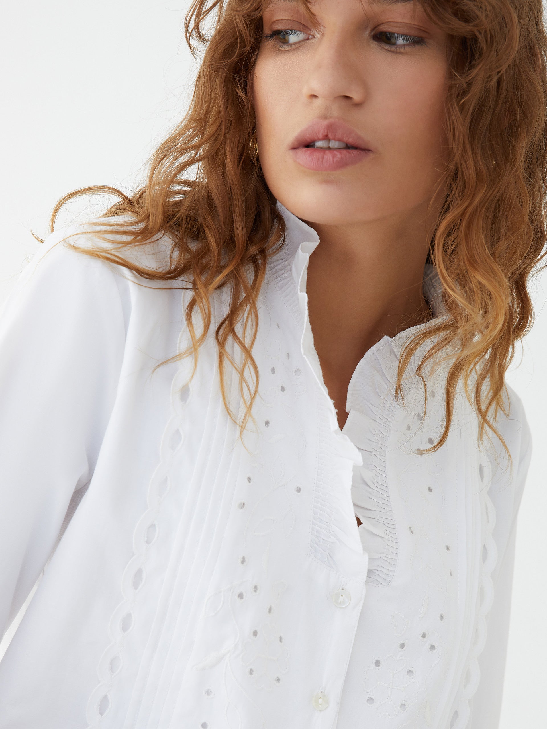 IBL-2417111071 CARELLO WHITE BLOUSE