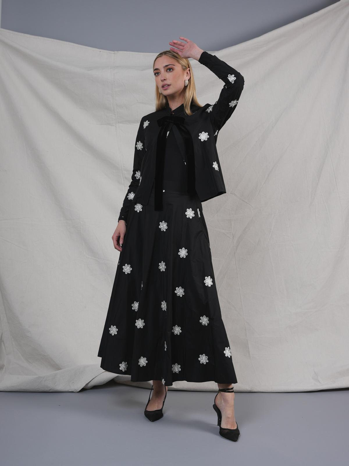 MIK-7148 BLACK&WHITE FLOWER SET