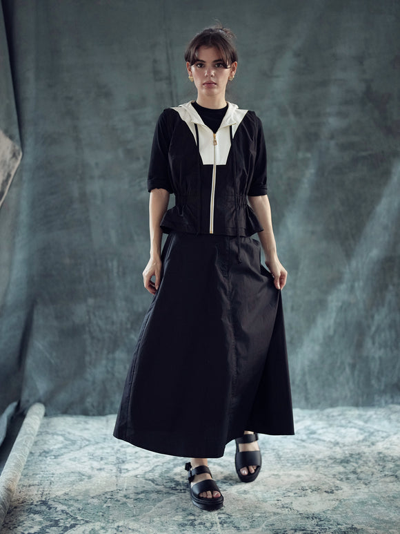 NOI- 7369 BLACK SLEEVELESS JACKET