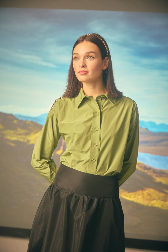 NOI-7408 GREEN TAFFETA CHAIN BLOUSE