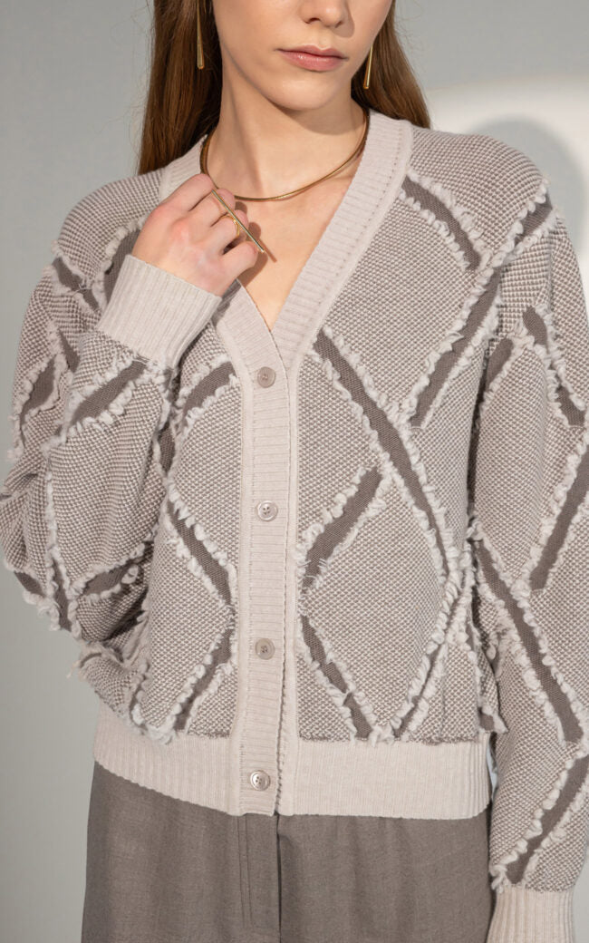 SHS-30 9061/G BEIGE ARGYLE V NECK CARDIGAN
