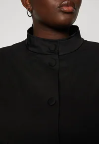 PER-241302103 VIBORG BLACK JACKET