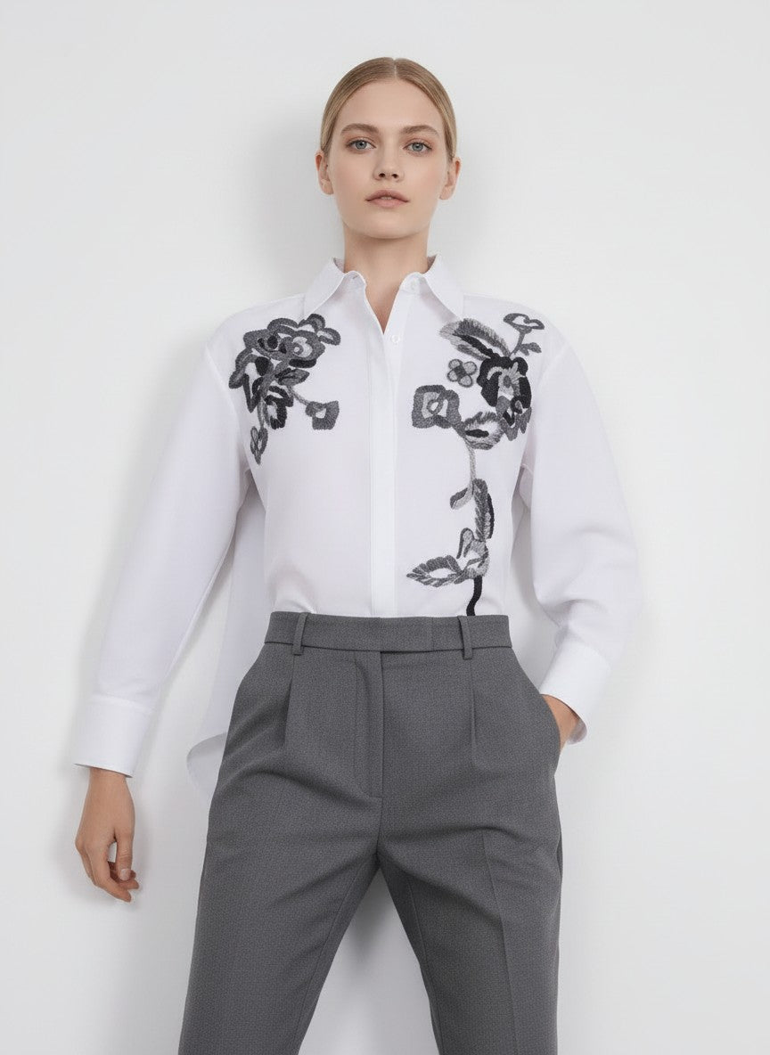 ERF-D49EK024E32 WHITE&BLACK EMBROIDERY BLOUSE