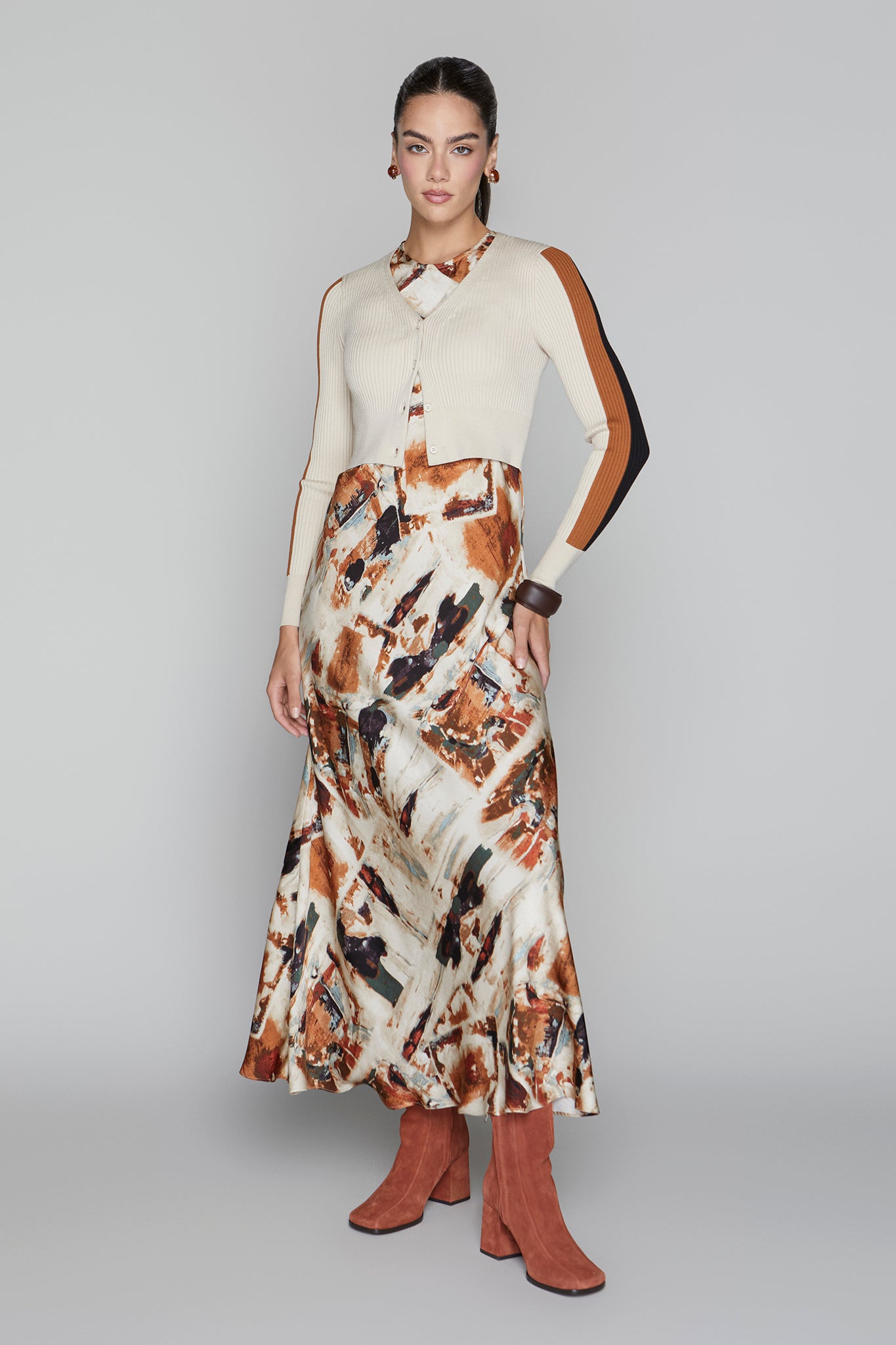 APP-F25-977 CREAM&PECAN STRIPED CROPPED CARDIGAN X