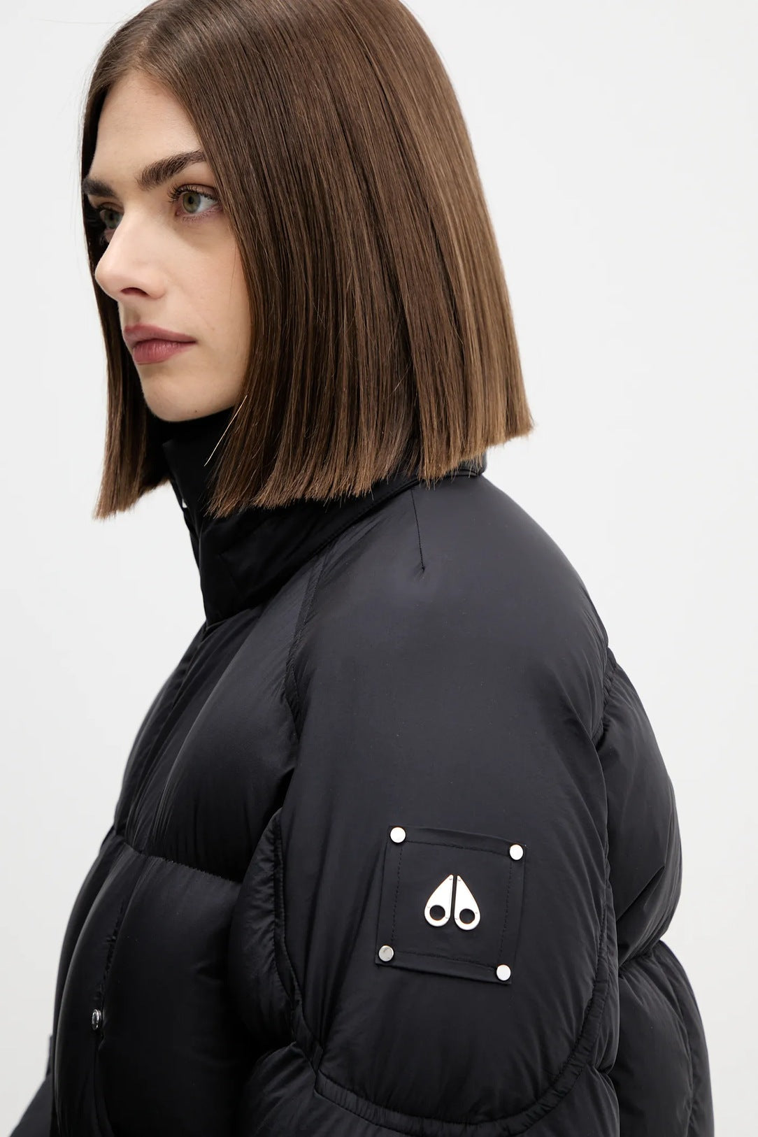 MKN-M35LJ130 BLACK AKAI CROPPED PUFFER JACKET