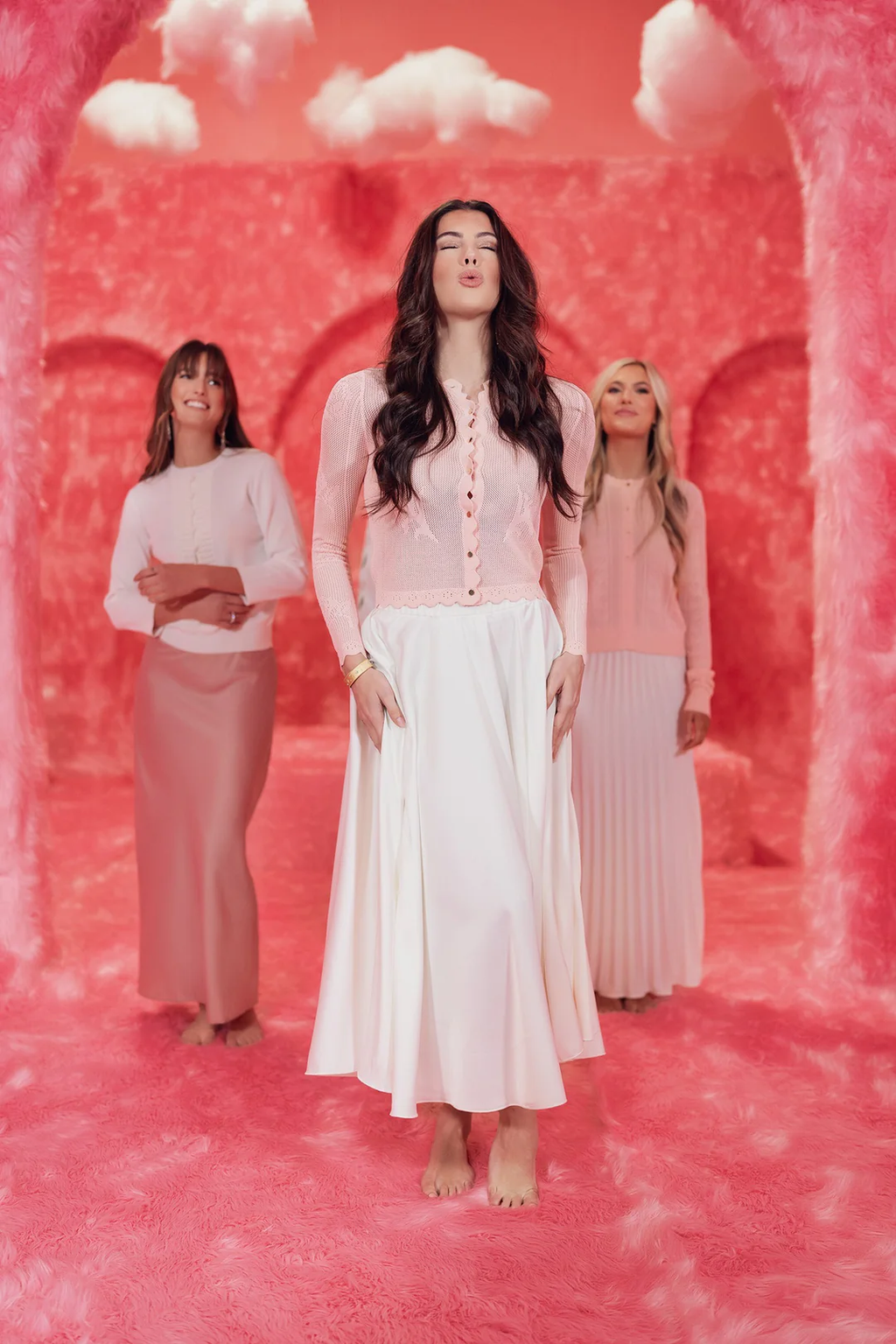 ALZ-J205 PINK FLOWER KNIT CARDIGAN