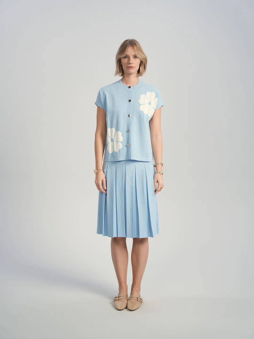 ALZ-T516 BLUE PAIGE FLOWER CARDIGAN