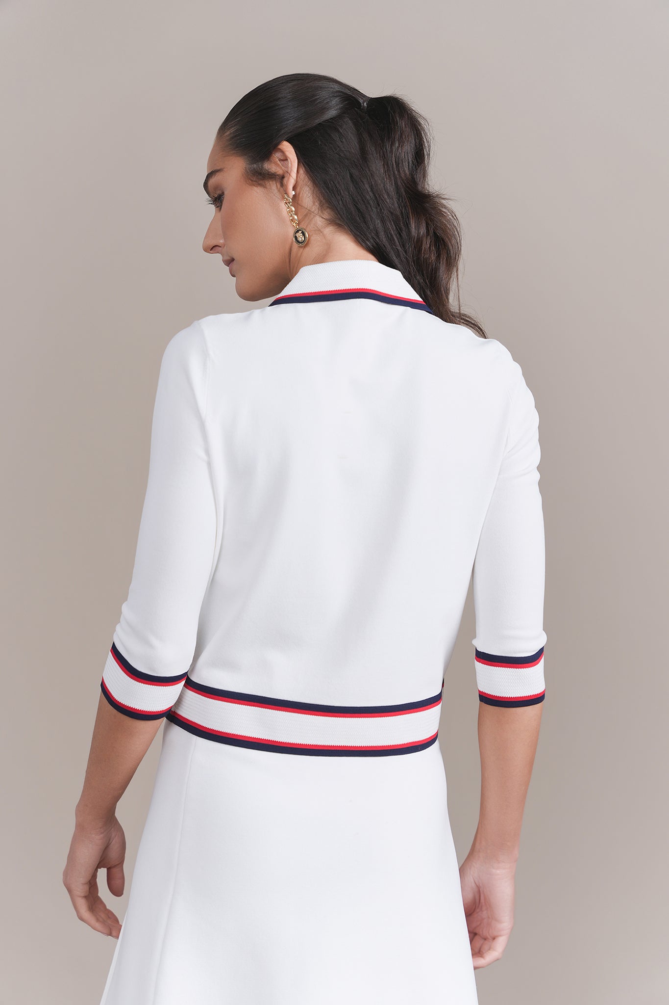 APP-24-521 WHITE&RED KNIT POLO TOP