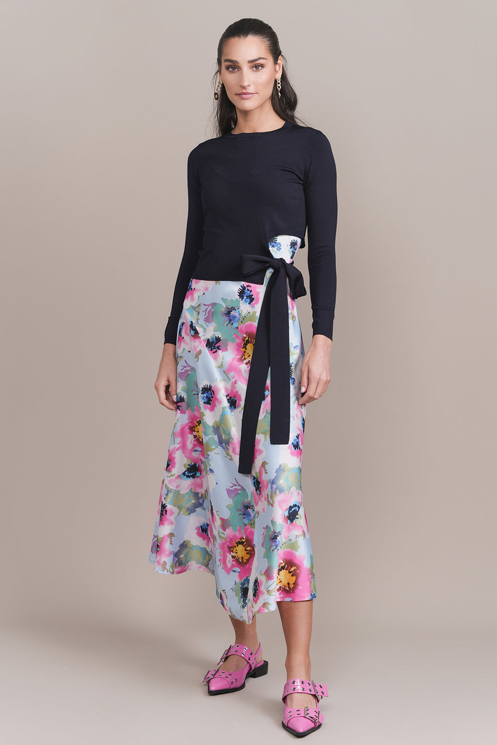 APP-S24-451 BLACK WRAP TOP