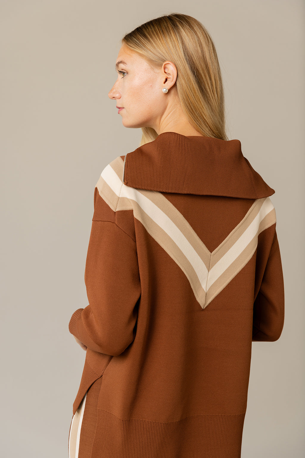 APP-F23-360 CARAMEL&VANILLA CIRA TOP